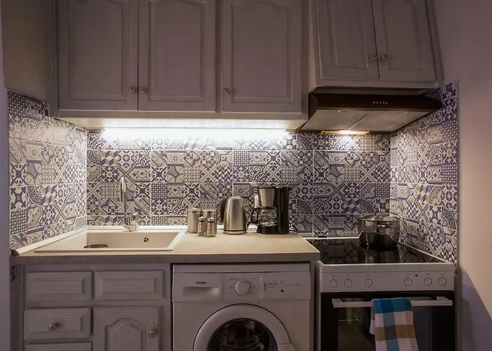 Nafsika Luxury