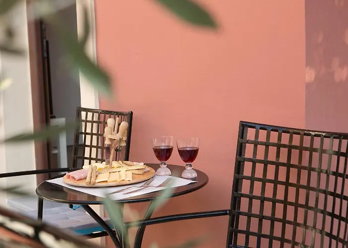 Nafsika Luxury Apartment
